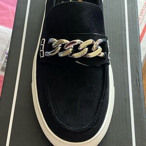 J/SLIDES Black Loafers with Silver Chain Accent